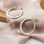 Sophie Small Circle Hoop Earrings image 0