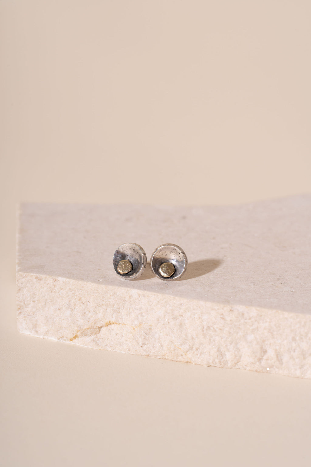 Siobhan Gold Disc Stud Earrings