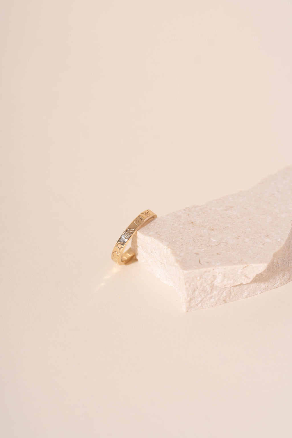Recycled 9ct Yellow Gold Flower Meadow Ring
