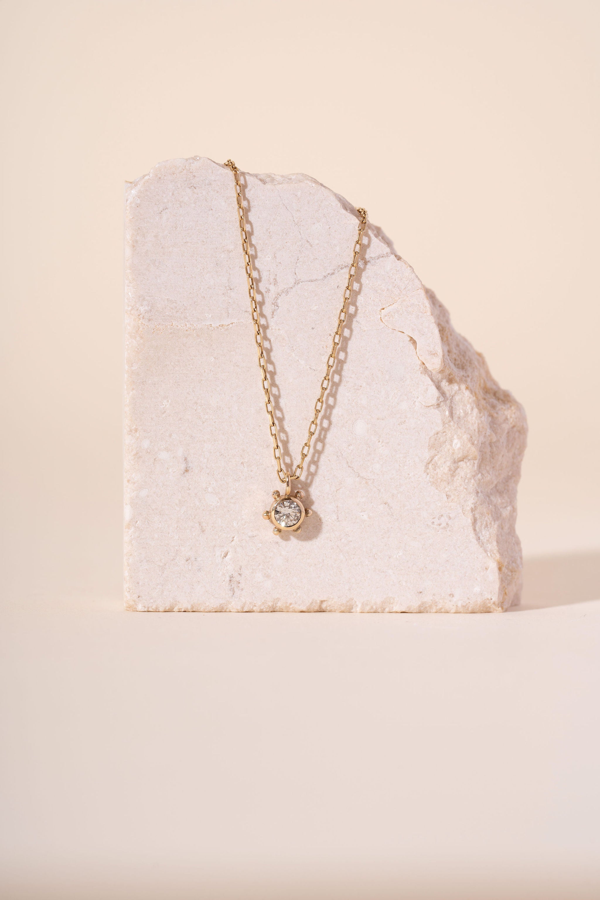 9ct Vintage Diamond Scattered Pebble Necklace