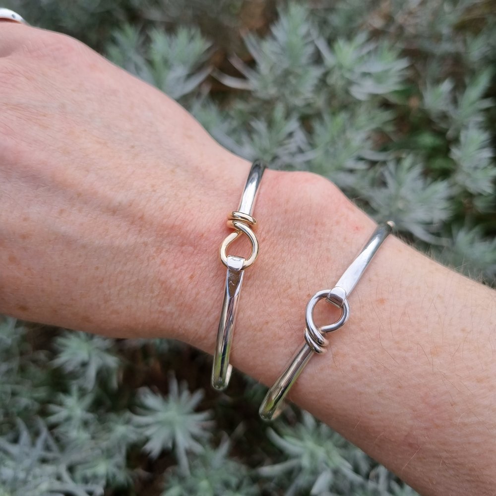 Recycled Amy Eira Classic Knot Bangle image 5